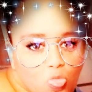 Meet your Posher, Afton